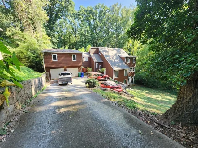 258 Kenilworth Circle, Stone Mountain, Georgia 30083