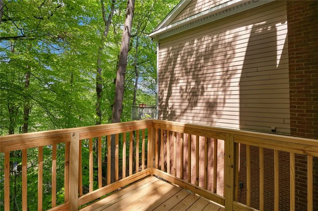 7500 Roswell Road Unit 50, Sandy Springs, Georgia 30350, 3 Bedrooms Bedrooms, ,2 BathroomsBathrooms,Residential,Sold,7500 Roswell Road Unit 50,6871709