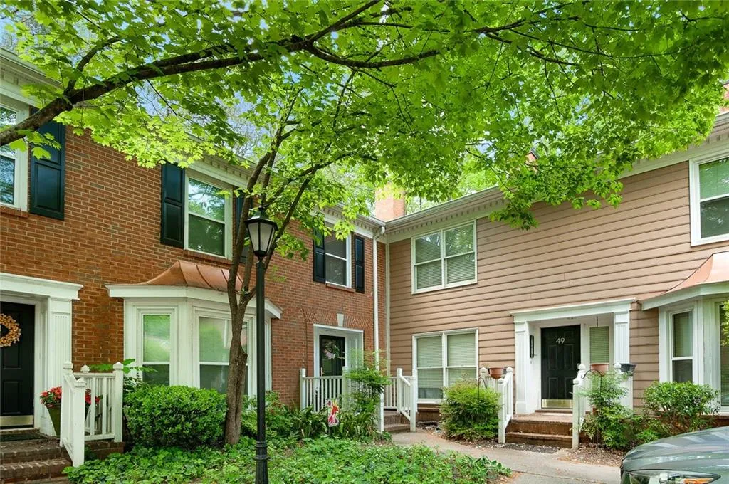 7500 Roswell Road Unit 50, Sandy Springs, Georgia 30350, 3 Bedrooms Bedrooms, ,2 BathroomsBathrooms,Residential,Sold,7500 Roswell Road Unit 50,6871709