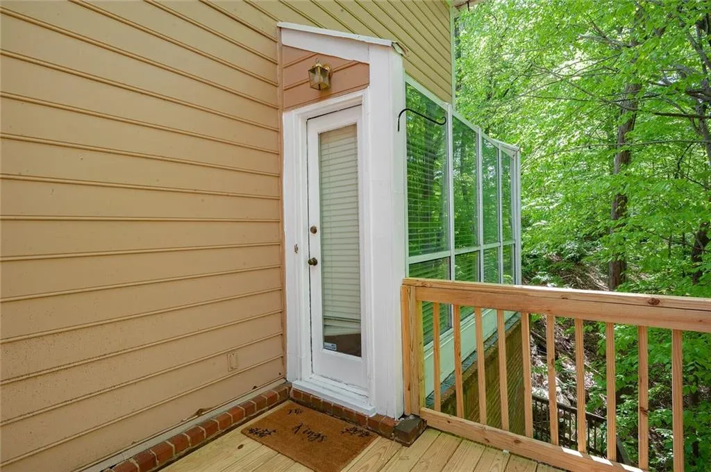 7500 Roswell Road Unit 50, Sandy Springs, Georgia 30350, 3 Bedrooms Bedrooms, ,2 BathroomsBathrooms,Residential,Sold,7500 Roswell Road Unit 50,6871709