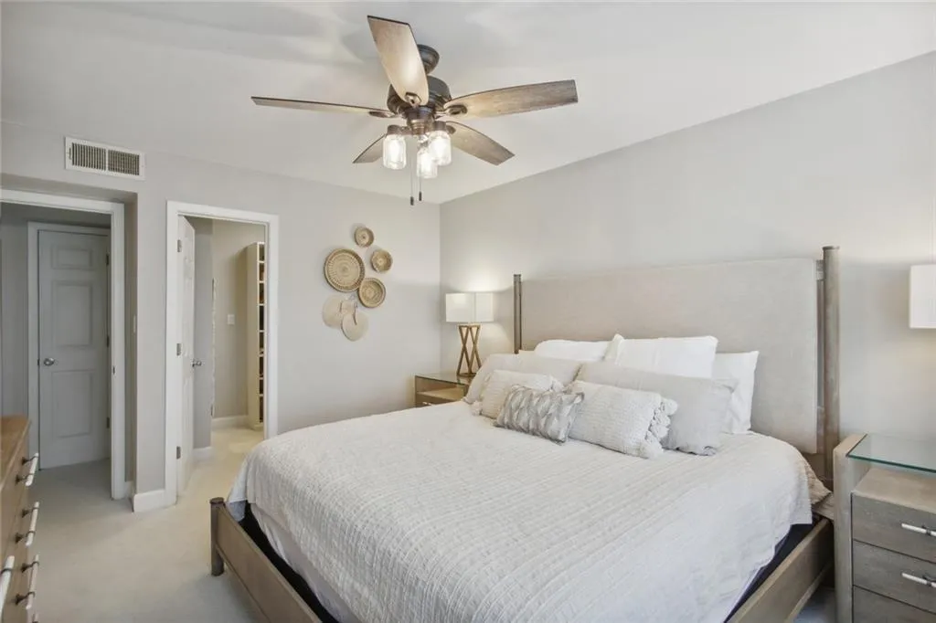 6980 Roswell Road Unit D4, Atlanta, Georgia 30328, 2 Bedrooms Bedrooms, ,1 BathroomBathrooms,Residential,Sold,6980 Roswell Road Unit D4,7070584