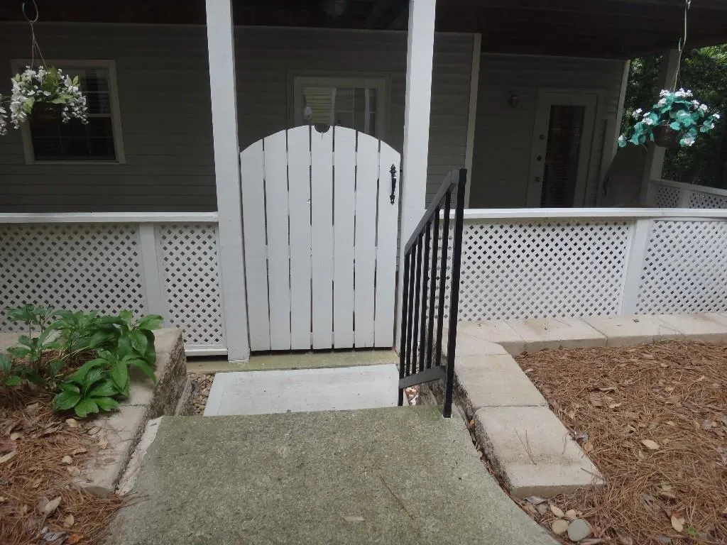 6800 Glenridge Drive Unit 6820j, Atlanta, Georgia 30328, 2 Bedrooms Bedrooms, ,2 BathroomsBathrooms,Residential,Sold,6800 Glenridge Drive Unit 6820j,5573965