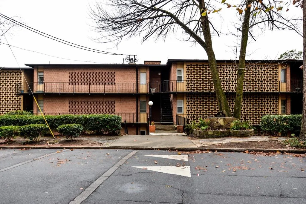 120 Alden Avenue Nw Unit C3, Atlanta, Georgia 30309, 1 Bedroom Bedrooms, ,1 BathroomBathrooms,Residential,Sold,120 Alden Avenue Nw Unit C3,5945565