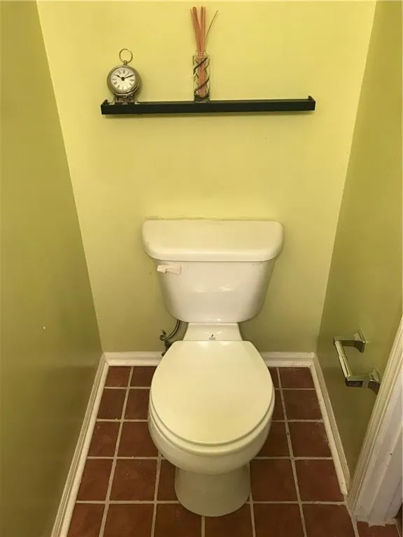 5679 Kingsport Drive, Sandy Springs, Georgia 30342, 2 Bedrooms Bedrooms, ,1 BathroomBathrooms,Residential,Sold,5679 Kingsport Drive,6610608