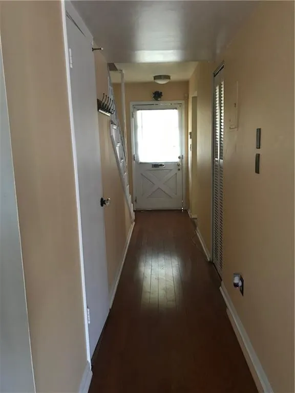 5679 Kingsport Drive, Sandy Springs, Georgia 30342, 2 Bedrooms Bedrooms, ,1 BathroomBathrooms,Residential,Sold,5679 Kingsport Drive,6610608