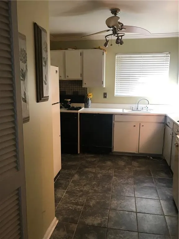 5679 Kingsport Drive, Sandy Springs, Georgia 30342, 2 Bedrooms Bedrooms, ,1 BathroomBathrooms,Residential,Sold,5679 Kingsport Drive,6610608