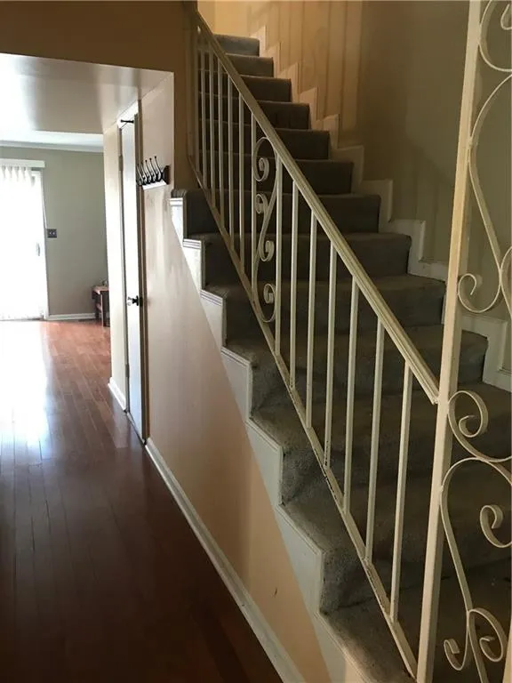 5679 Kingsport Drive, Sandy Springs, Georgia 30342, 2 Bedrooms Bedrooms, ,1 BathroomBathrooms,Residential,Sold,5679 Kingsport Drive,6610608