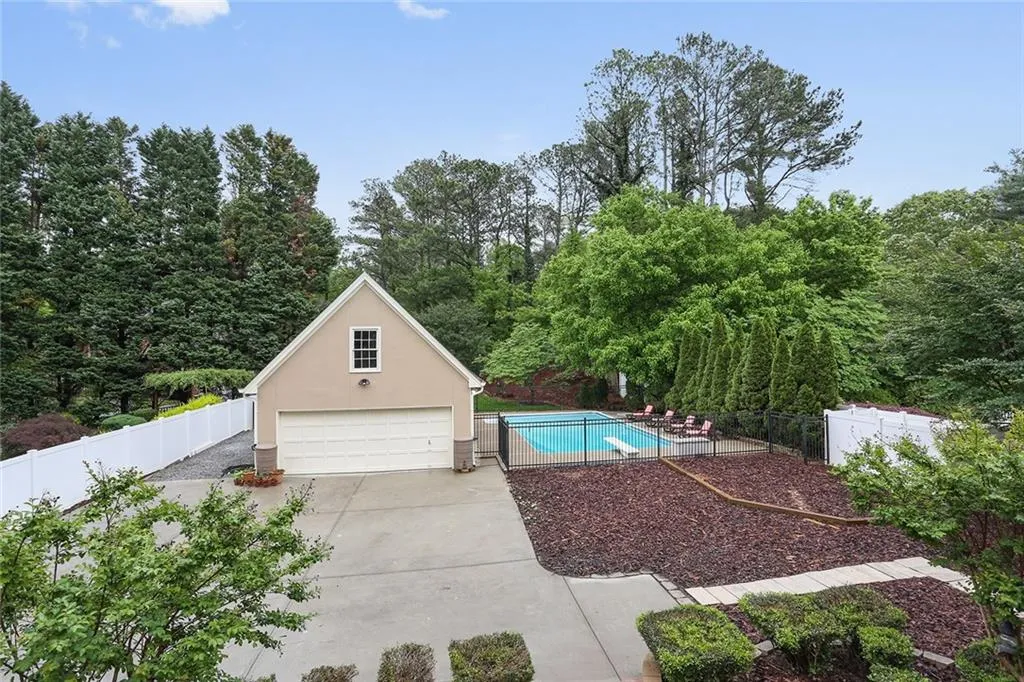 7455 Half Penny Place, Sandy Springs, Georgia 30350, 4 Bedrooms Bedrooms, ,3 BathroomsBathrooms,Residential,Sold,7455 Half Penny Place,5838602