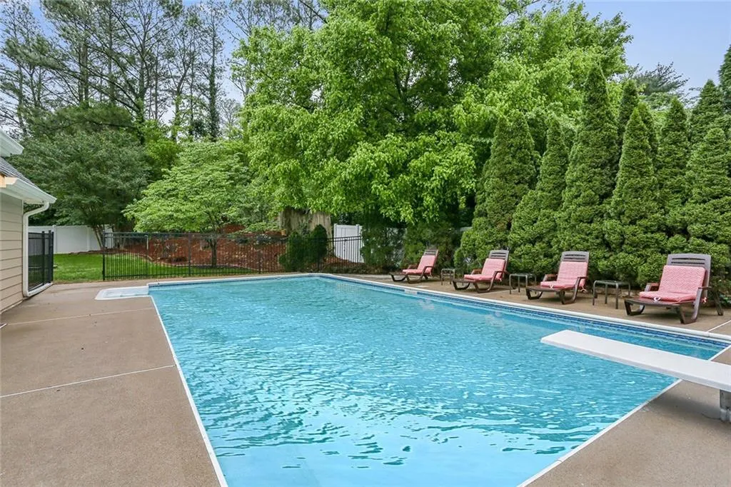 7455 Half Penny Place, Sandy Springs, Georgia 30350, 4 Bedrooms Bedrooms, ,3 BathroomsBathrooms,Residential,Sold,7455 Half Penny Place,5838602