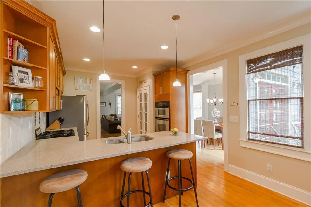 1164 Baylor Street Nw, Atlanta, Georgia 30318, 3 Bedrooms Bedrooms, ,2 BathroomsBathrooms,Residential,Sold,1164 Baylor Street Nw,5777152