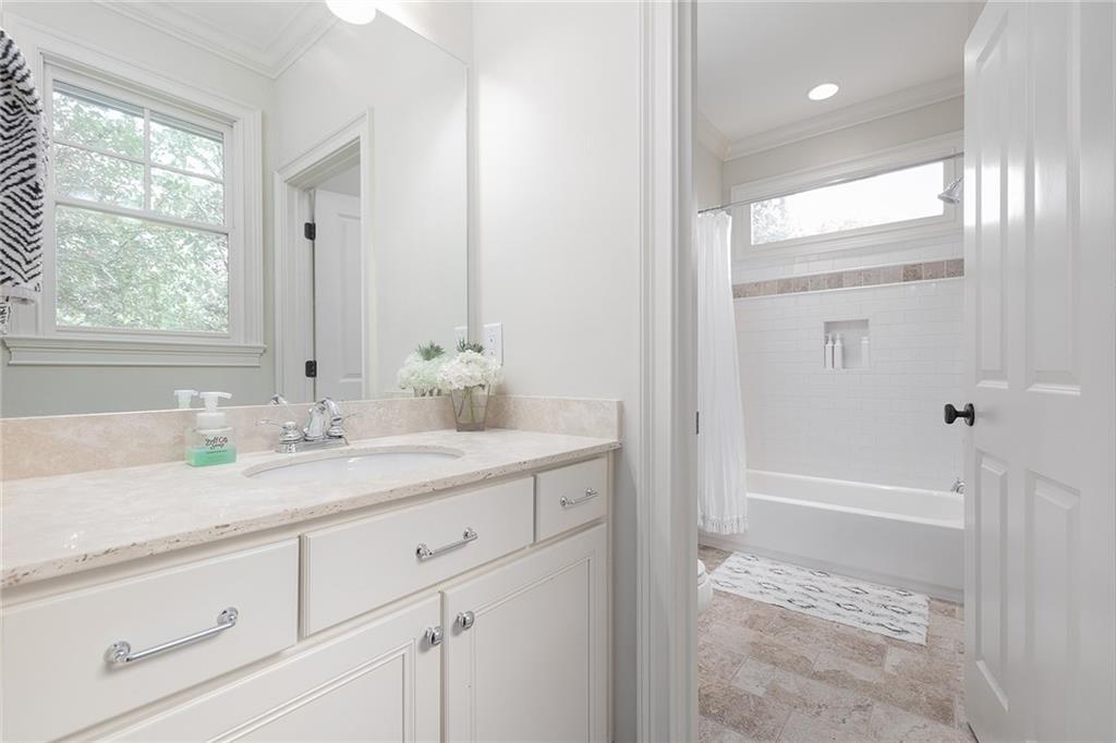 490 Franklin Road, Sandy Springs, Georgia 30342, 6 Bedrooms Bedrooms, ,5 BathroomsBathrooms,Residential,Sold,490 Franklin Road,7286334