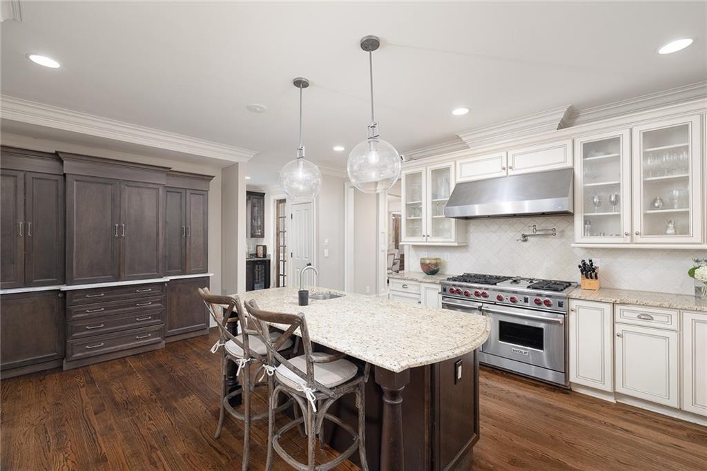 490 Franklin Road, Sandy Springs, Georgia 30342, 6 Bedrooms Bedrooms, ,5 BathroomsBathrooms,Residential,Sold,490 Franklin Road,7286334