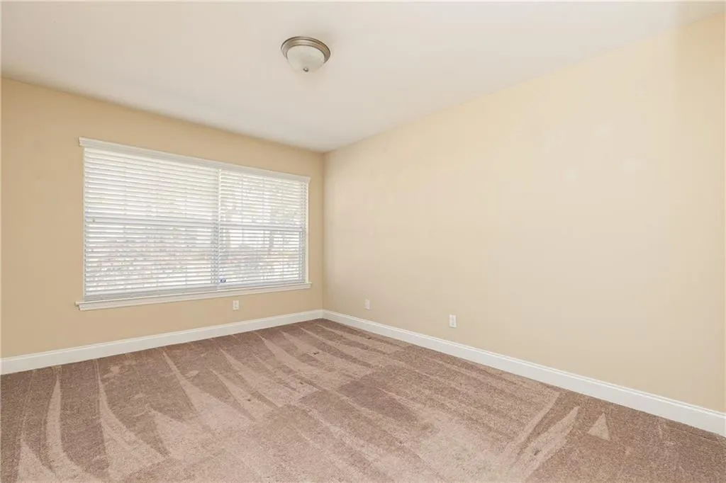 6980 Roswell Road Unit O2, Atlanta, Georgia 30328, 3 Bedrooms Bedrooms, ,2 BathroomsBathrooms,Residential,Sold,6980 Roswell Road Unit O2,7006278