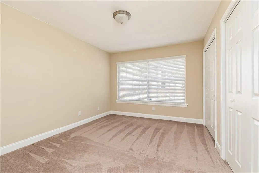 6980 Roswell Road Unit O2, Atlanta, Georgia 30328, 3 Bedrooms Bedrooms, ,2 BathroomsBathrooms,Residential,Sold,6980 Roswell Road Unit O2,7006278