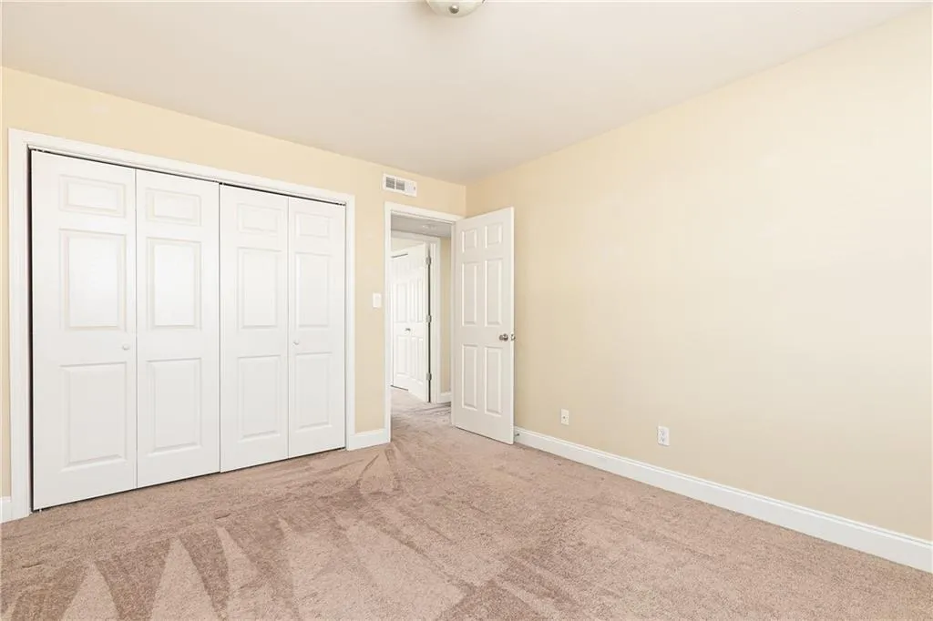 6980 Roswell Road Unit O2, Atlanta, Georgia 30328, 3 Bedrooms Bedrooms, ,2 BathroomsBathrooms,Residential,Sold,6980 Roswell Road Unit O2,7006278