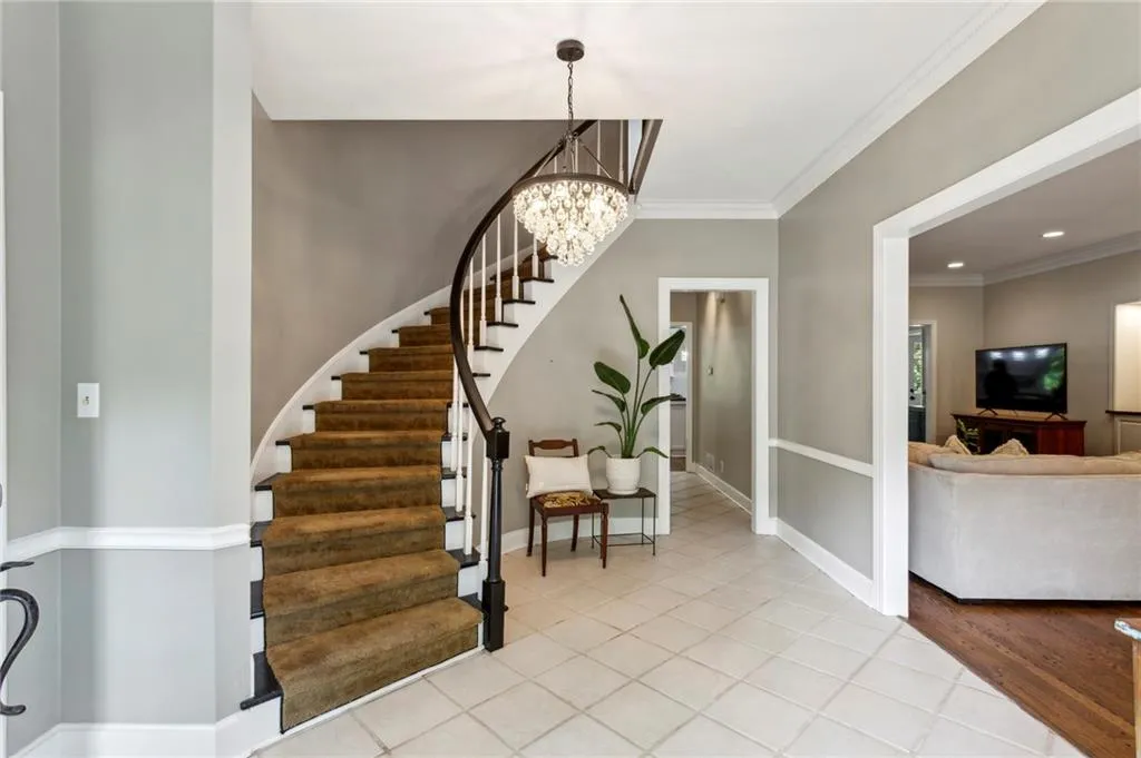 230 Seamarsh Court, Atlanta, Georgia 30328, 4 Bedrooms Bedrooms, ,3 BathroomsBathrooms,Residential,Sold,230 Seamarsh Court,7566809