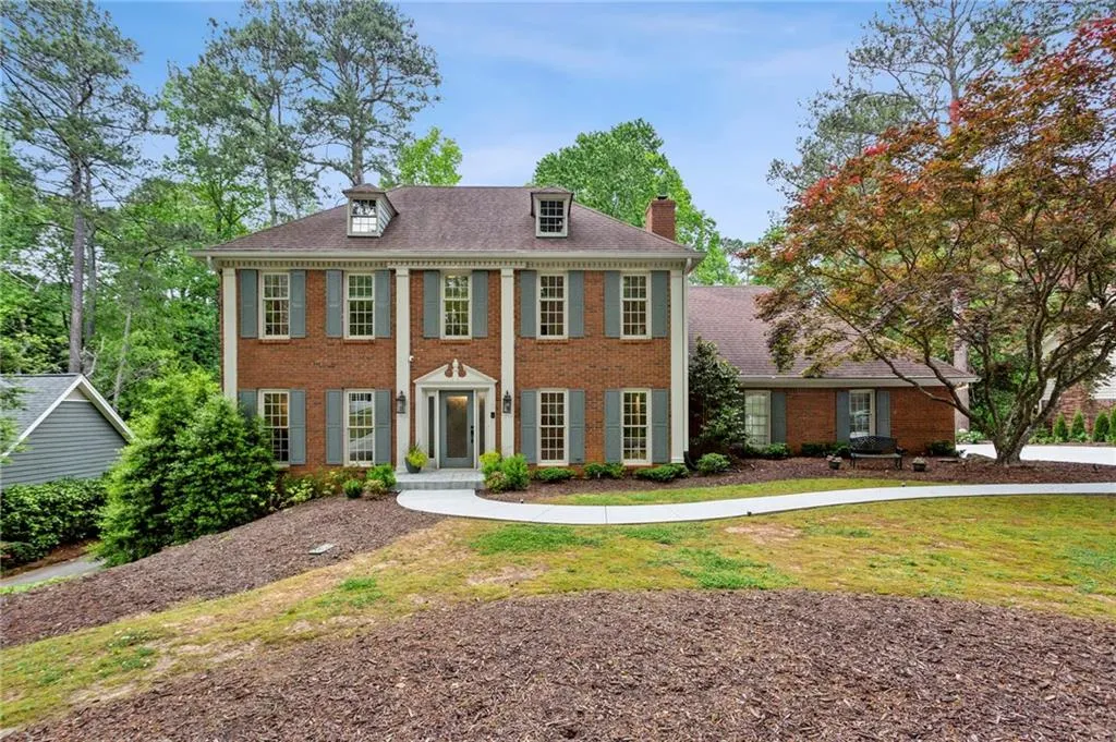 230 Seamarsh Court, Atlanta, Georgia 30328, 4 Bedrooms Bedrooms, ,3 BathroomsBathrooms,Residential,Sold,230 Seamarsh Court,7566809
