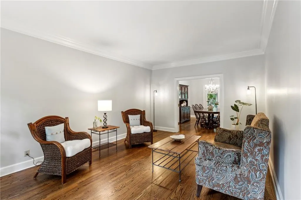 230 Seamarsh Court, Atlanta, Georgia 30328, 4 Bedrooms Bedrooms, ,3 BathroomsBathrooms,Residential,Sold,230 Seamarsh Court,7566809