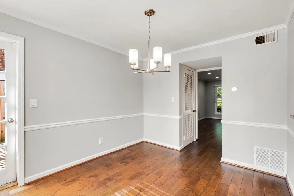 6520 Roswell Road Unit 51, Atlanta, Georgia 30328, 3 Bedrooms Bedrooms, ,2 BathroomsBathrooms,Residential,Sold,6520 Roswell Road Unit 51,7265748