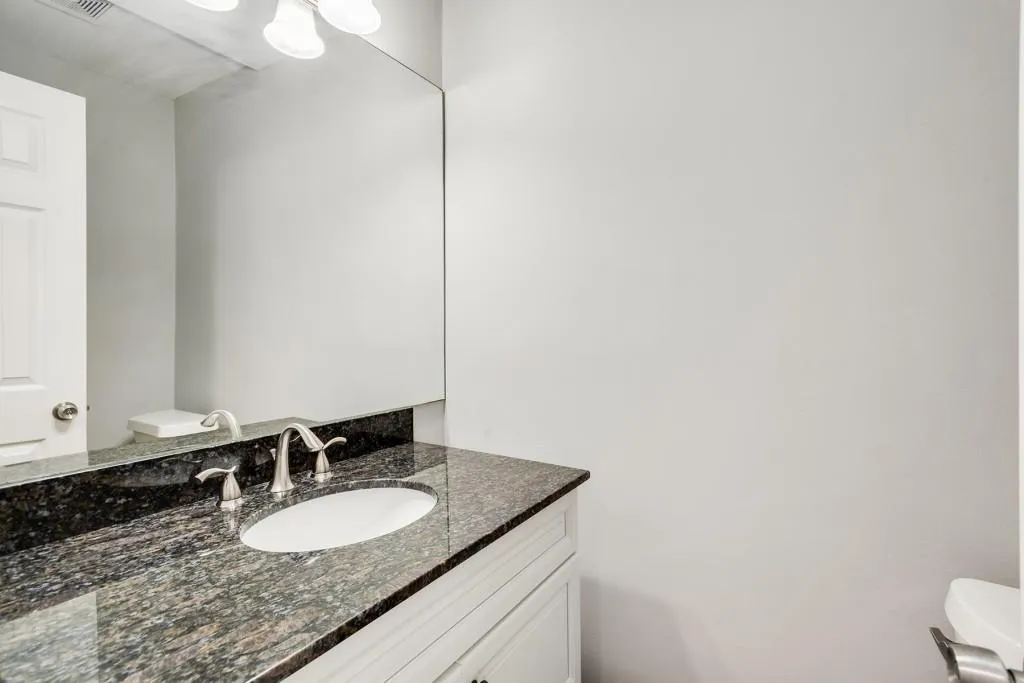 6520 Roswell Road Unit 51, Atlanta, Georgia 30328, 3 Bedrooms Bedrooms, ,2 BathroomsBathrooms,Residential,Sold,6520 Roswell Road Unit 51,7265748