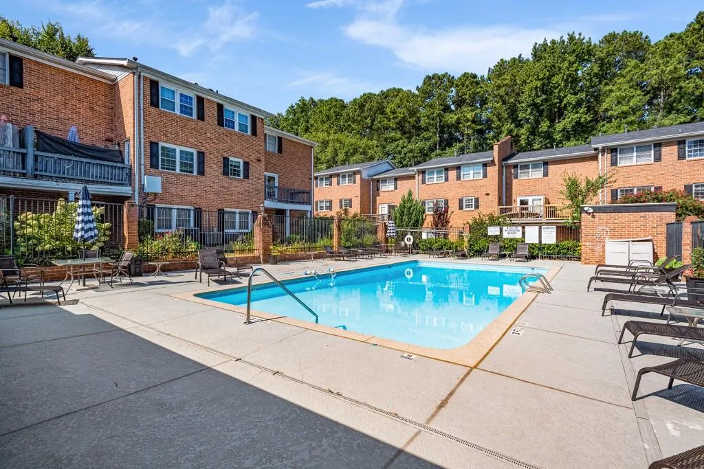 6520 Roswell Road Unit 51, Atlanta, Georgia 30328, 3 Bedrooms Bedrooms, ,2 BathroomsBathrooms,Residential,Sold,6520 Roswell Road Unit 51,7265748