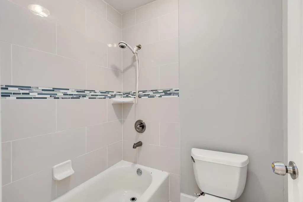 6520 Roswell Road Unit 51, Atlanta, Georgia 30328, 3 Bedrooms Bedrooms, ,2 BathroomsBathrooms,Residential,Sold,6520 Roswell Road Unit 51,7265748