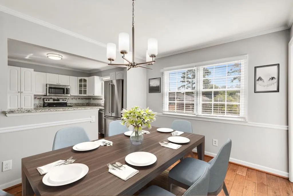 6520 Roswell Road Unit 51, Atlanta, Georgia 30328, 3 Bedrooms Bedrooms, ,2 BathroomsBathrooms,Residential,Sold,6520 Roswell Road Unit 51,7265748