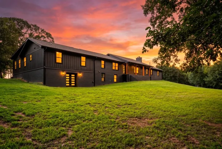 280 Etheridge Road, Auburn, Georgia 30011