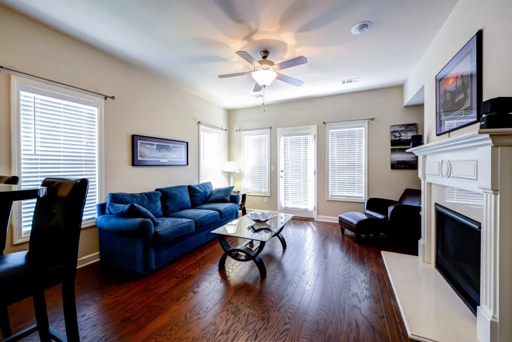 7275 Highland Bluff Unit 7275, Sandy Springs, Georgia 30328, 3 Bedrooms Bedrooms, ,3 BathroomsBathrooms,Residential,Sold,7275 Highland Bluff Unit 7275,5587344