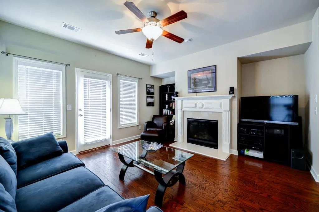 7275 Highland Bluff Unit 7275, Sandy Springs, Georgia 30328, 3 Bedrooms Bedrooms, ,3 BathroomsBathrooms,Residential,Sold,7275 Highland Bluff Unit 7275,5587344