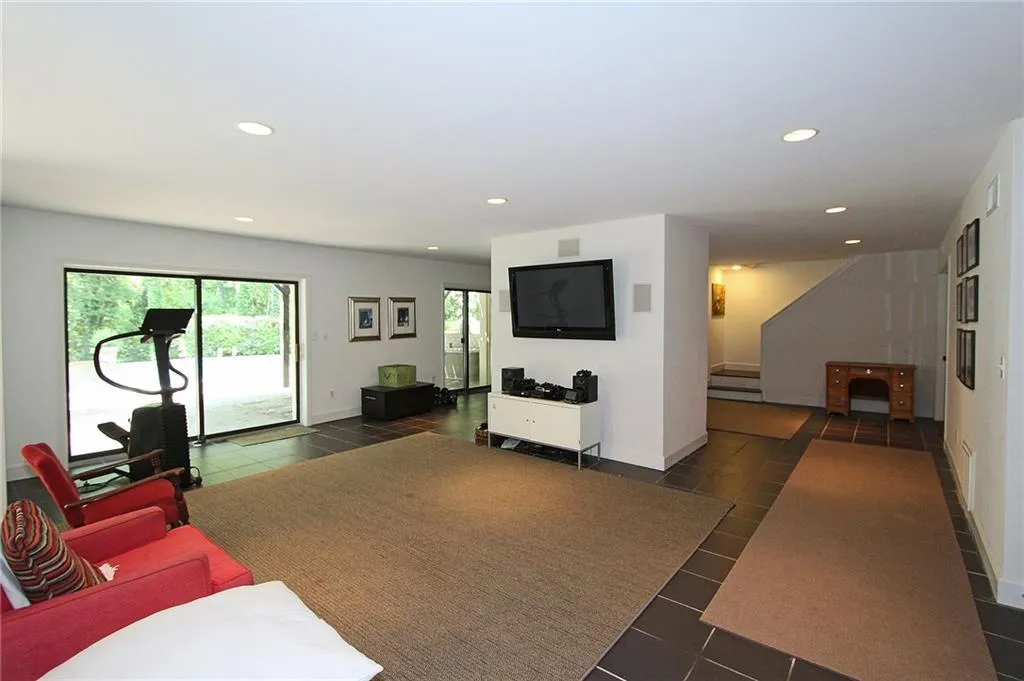 4594 Mount Paran Parkway, Sandy Springs, Georgia 30327, 5 Bedrooms Bedrooms, ,4 BathroomsBathrooms,Residential,Sold,4594 Mount Paran Parkway,5802909