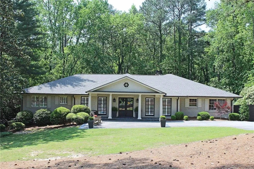 4594 Mount Paran Parkway, Sandy Springs, Georgia 30327, 5 Bedrooms Bedrooms, ,4 BathroomsBathrooms,Residential,Sold,4594 Mount Paran Parkway,5802909