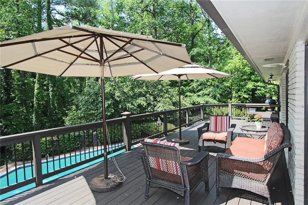 4594 Mount Paran Parkway, Sandy Springs, Georgia 30327, 5 Bedrooms Bedrooms, ,4 BathroomsBathrooms,Residential,Sold,4594 Mount Paran Parkway,5802909