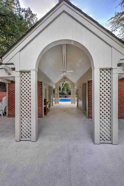 5730 Winterthur Lane, Atlanta, Georgia 30328, 6 Bedrooms Bedrooms, ,7 BathroomsBathrooms,Residential,Sold,5730 Winterthur Lane,6884358