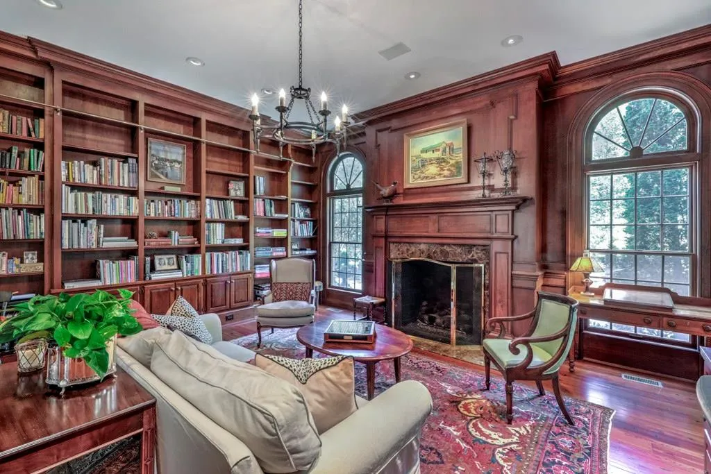 5730 Winterthur Lane, Atlanta, Georgia 30328, 6 Bedrooms Bedrooms, ,7 BathroomsBathrooms,Residential,Sold,5730 Winterthur Lane,6884358