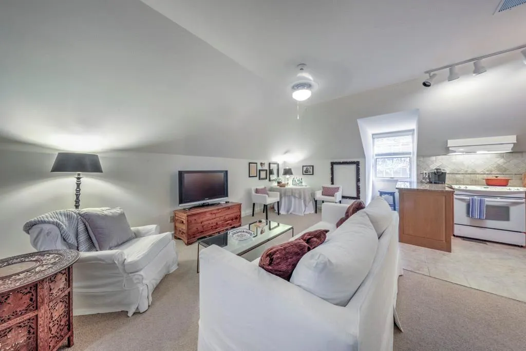 5730 Winterthur Lane, Atlanta, Georgia 30328, 6 Bedrooms Bedrooms, ,7 BathroomsBathrooms,Residential,Sold,5730 Winterthur Lane,6884358