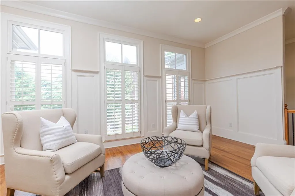 1110 Charles Towne Square, Atlanta, Georgia 30328, 4 Bedrooms Bedrooms, ,3 BathroomsBathrooms,Residential,Sold,1110 Charles Towne Square,6577911