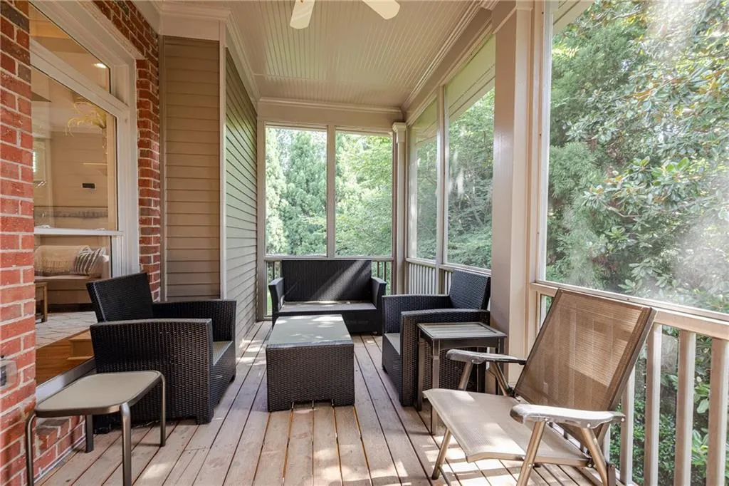 1110 Charles Towne Square, Atlanta, Georgia 30328, 4 Bedrooms Bedrooms, ,3 BathroomsBathrooms,Residential,Sold,1110 Charles Towne Square,6577911