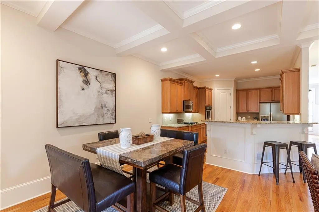 1110 Charles Towne Square, Atlanta, Georgia 30328, 4 Bedrooms Bedrooms, ,3 BathroomsBathrooms,Residential,Sold,1110 Charles Towne Square,6577911