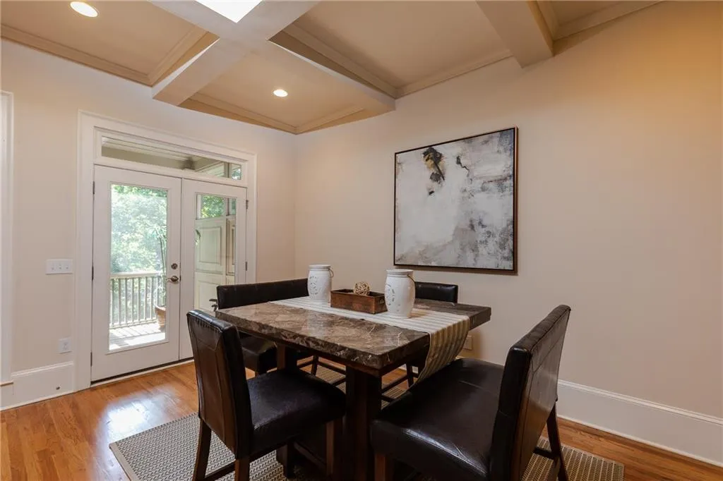 1110 Charles Towne Square, Atlanta, Georgia 30328, 4 Bedrooms Bedrooms, ,3 BathroomsBathrooms,Residential,Sold,1110 Charles Towne Square,6577911