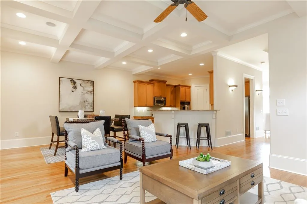 1110 Charles Towne Square, Atlanta, Georgia 30328, 4 Bedrooms Bedrooms, ,3 BathroomsBathrooms,Residential,Sold,1110 Charles Towne Square,6577911