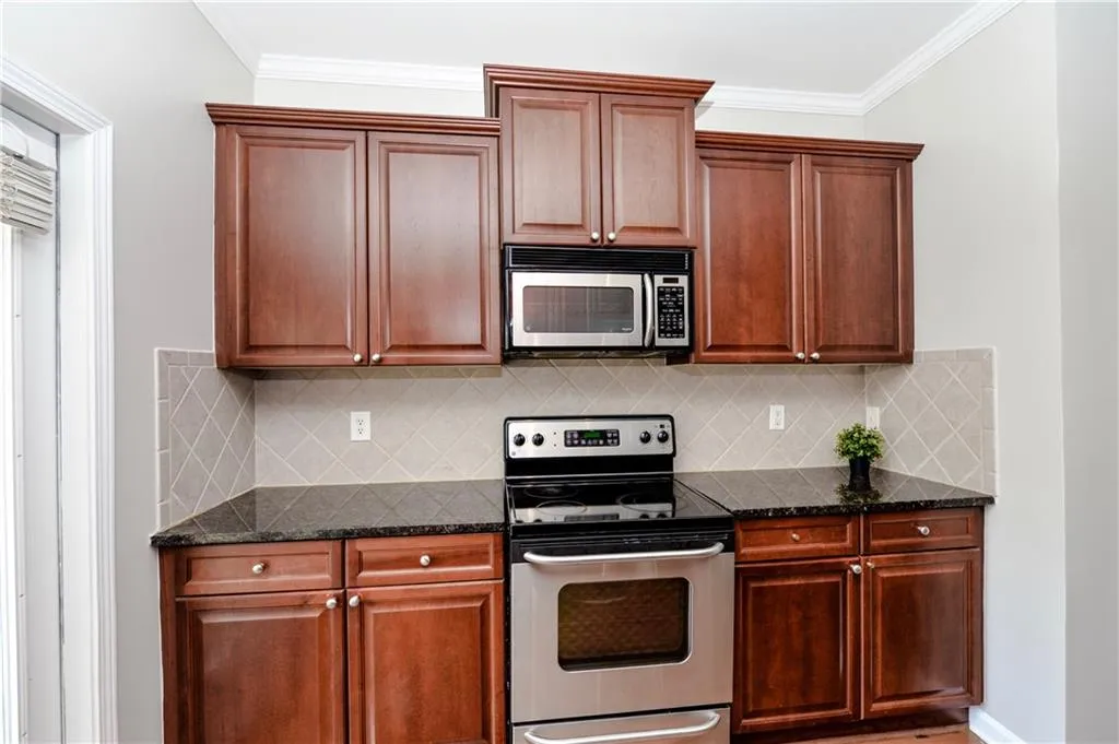 1096 Liberty Parkway Nw, Atlanta, Georgia 30318, 3 Bedrooms Bedrooms, ,3 BathroomsBathrooms,Residential,Sold,1096 Liberty Parkway Nw,6018184