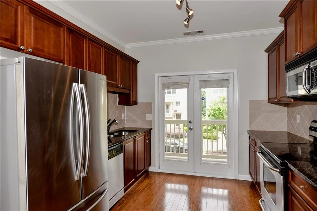 1096 Liberty Parkway Nw, Atlanta, Georgia 30318, 3 Bedrooms Bedrooms, ,3 BathroomsBathrooms,Residential,Sold,1096 Liberty Parkway Nw,6018184
