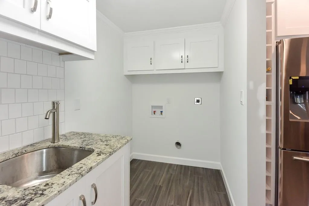 440 The North Chace Unit W-6, Sandy Springs, Georgia 30328, 3 Bedrooms Bedrooms, ,2 BathroomsBathrooms,Residential,Sold,440 The North Chace Unit W-6,6091506