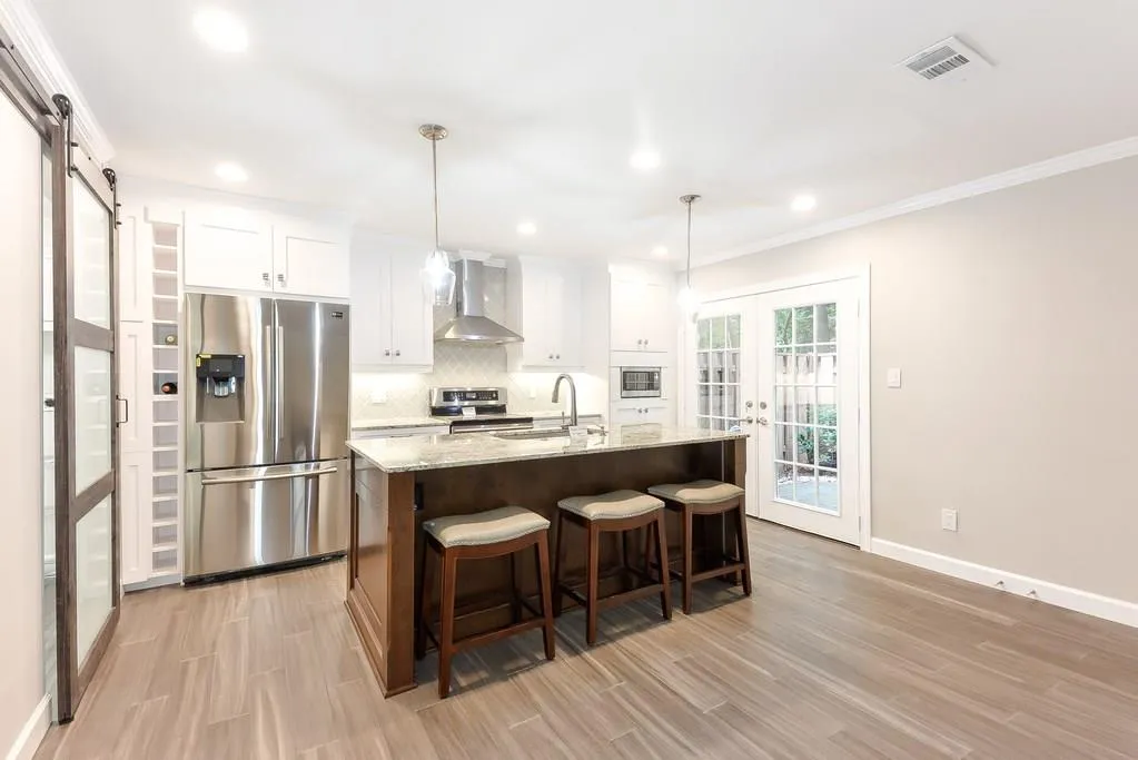 440 The North Chace Unit W-6, Sandy Springs, Georgia 30328, 3 Bedrooms Bedrooms, ,2 BathroomsBathrooms,Residential,Sold,440 The North Chace Unit W-6,6091506