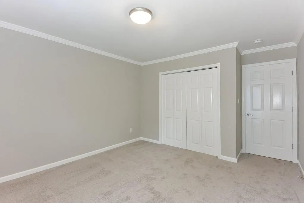 440 The North Chace Unit W-6, Sandy Springs, Georgia 30328, 3 Bedrooms Bedrooms, ,2 BathroomsBathrooms,Residential,Sold,440 The North Chace Unit W-6,6091506