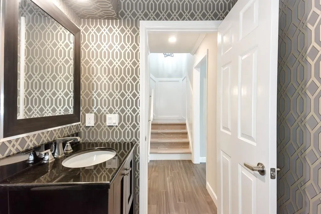 440 The North Chace Unit W-6, Sandy Springs, Georgia 30328, 3 Bedrooms Bedrooms, ,2 BathroomsBathrooms,Residential,Sold,440 The North Chace Unit W-6,6091506
