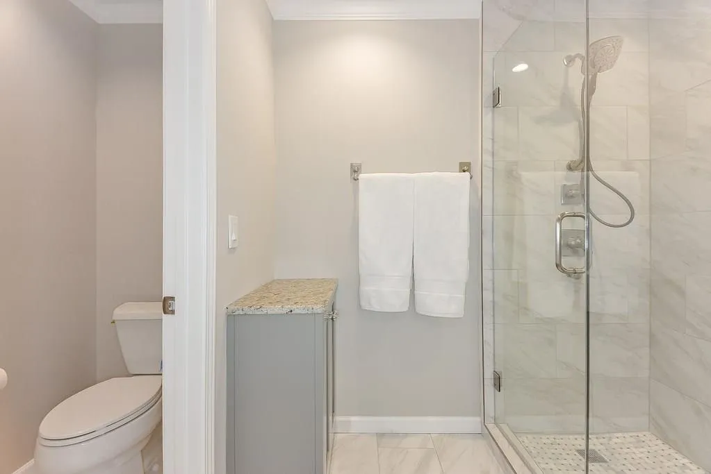 440 The North Chace Unit W-6, Sandy Springs, Georgia 30328, 3 Bedrooms Bedrooms, ,2 BathroomsBathrooms,Residential,Sold,440 The North Chace Unit W-6,6091506