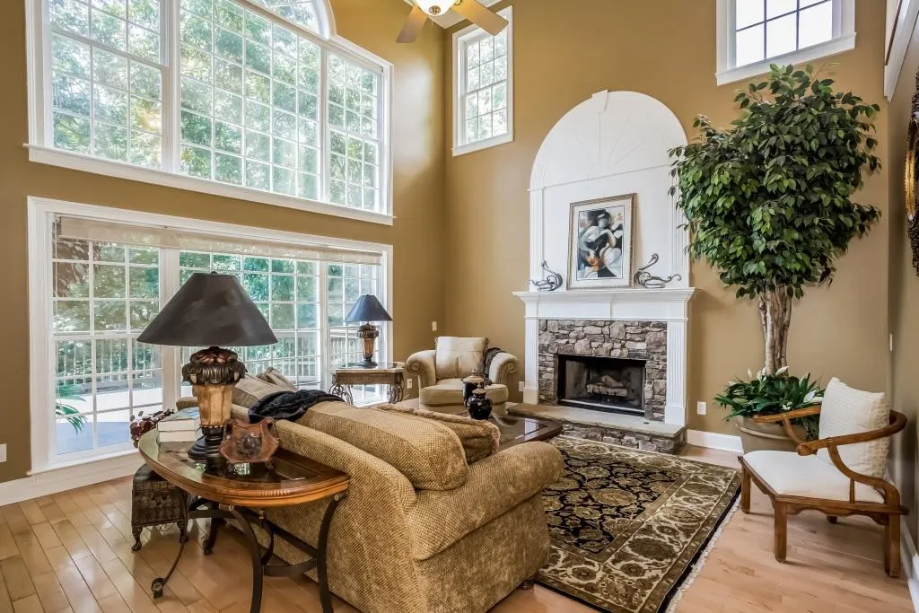 8430 Valemont Drive, Sandy Springs, Georgia 30350, 5 Bedrooms Bedrooms, ,4 BathroomsBathrooms,Residential,Sold,8430 Valemont Drive,5729829