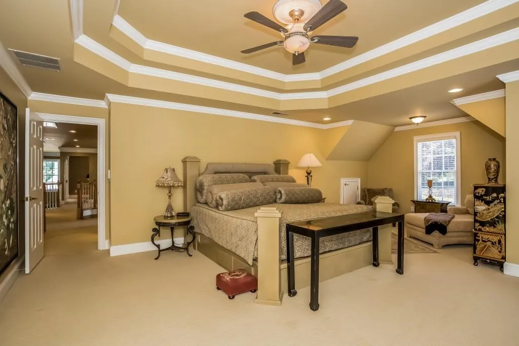 8430 Valemont Drive, Sandy Springs, Georgia 30350, 5 Bedrooms Bedrooms, ,4 BathroomsBathrooms,Residential,Sold,8430 Valemont Drive,5729829
